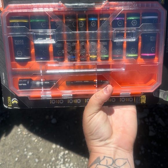 Klein tools - Picture 2 of 2